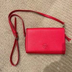 TORT BURCH Red Cross body wallet / purse